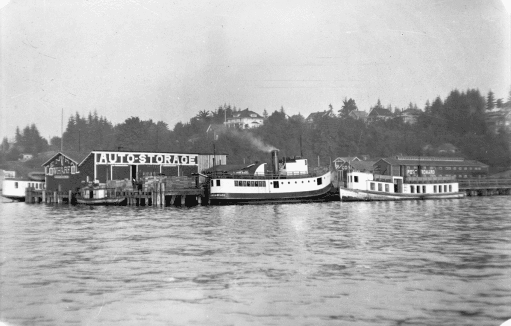 Mosquito Fleet boats near the end of the Central Wharf