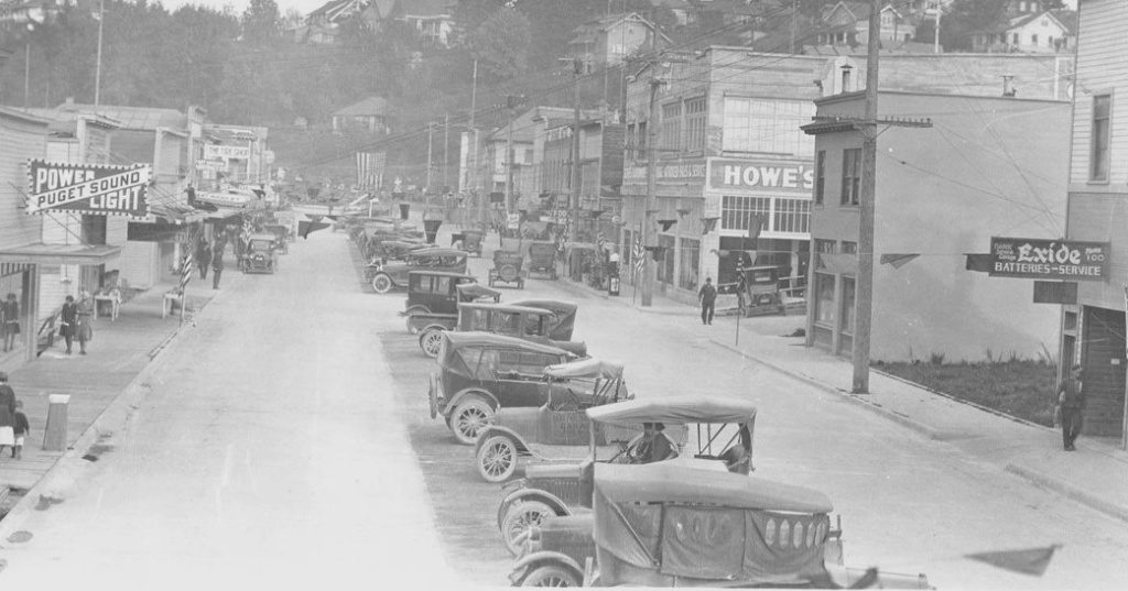 Dirt Road, Downtown, 1923
