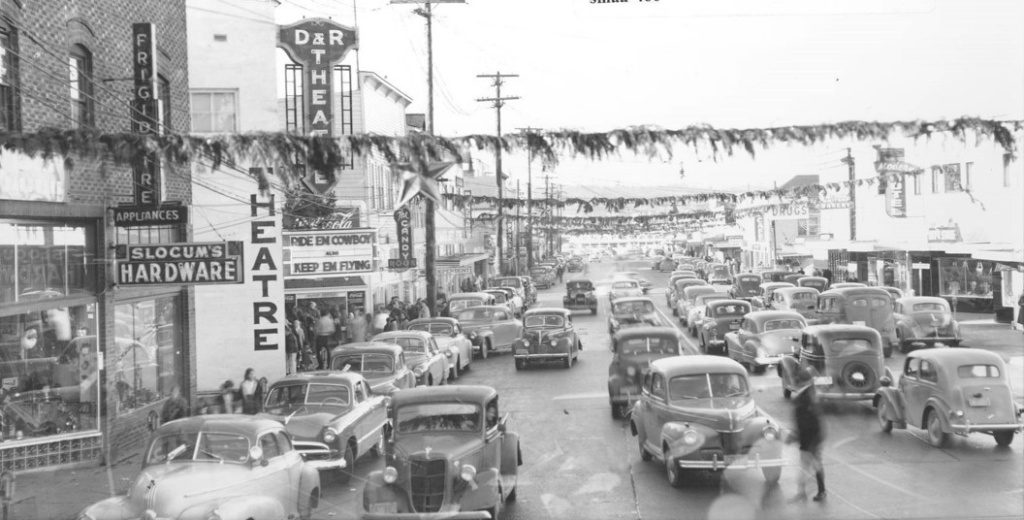 Holiday in Downtown, 1950